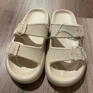 Cloud Slides - Beige